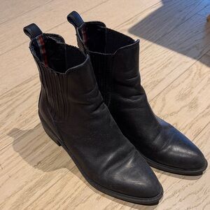 Tommy Hilfiger Black Ankle Boots